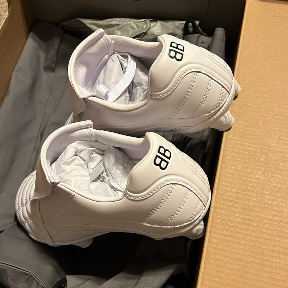 New $790 Balenciaga Women's Soccer Sneakers size 35 - Picture 8 of 12